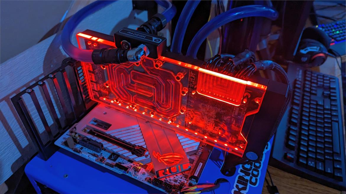 Modder Removes Radeon RX 7900 XTX Power Limit And Trades Blows With An RTX 4090