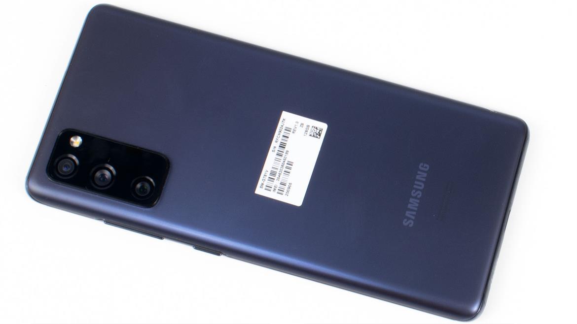 Galaxy S20 FE 5G Review: Samsung Brings Big Android Value