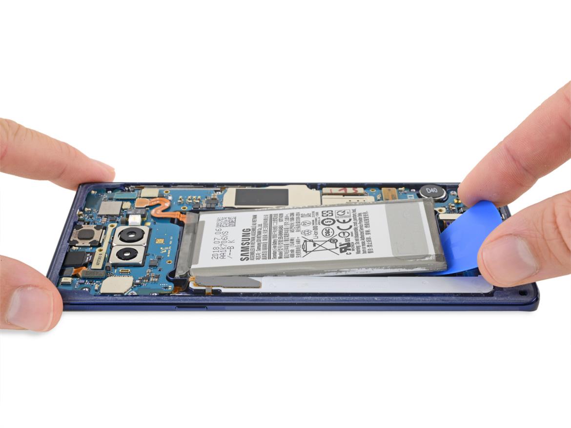 Samsung Galaxy Note 9 Teardown Shows Huge Heat Pipe, Bodacious Battery, Repairability Regret