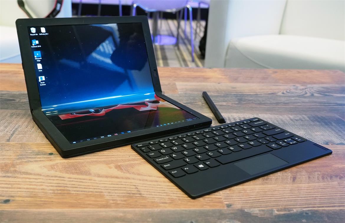 Lenovo ThinkPad X1 Fold Hands-On: The World’s First Foldable 5G Windows PC