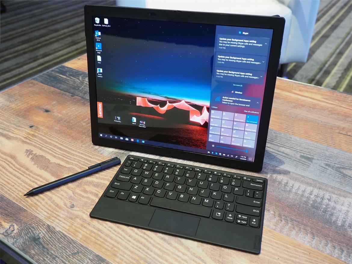 Lenovo ThinkPad X1 Fold Hands-On: The World’s First Foldable 5G Windows PC