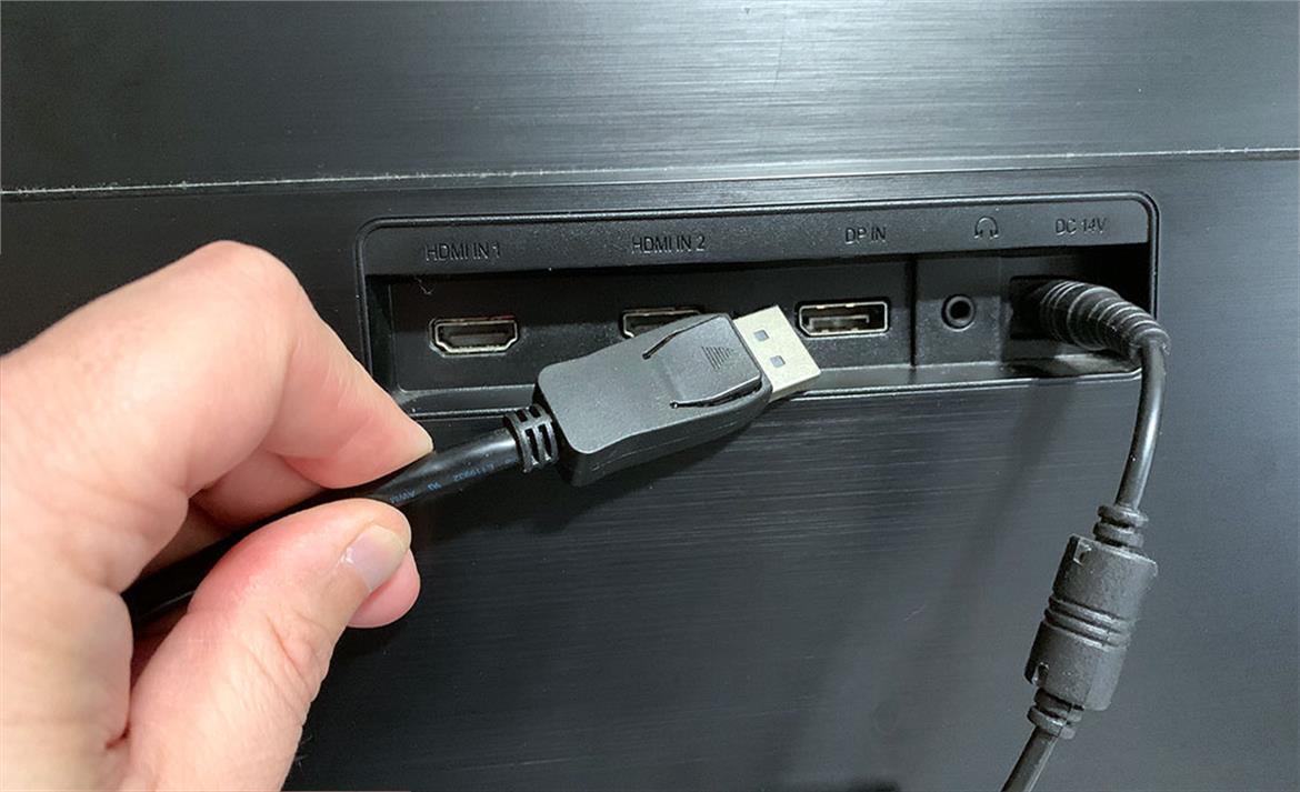 Display Flickering And Sync Issues? Try Replacing That Cheap In-Box DP Cable