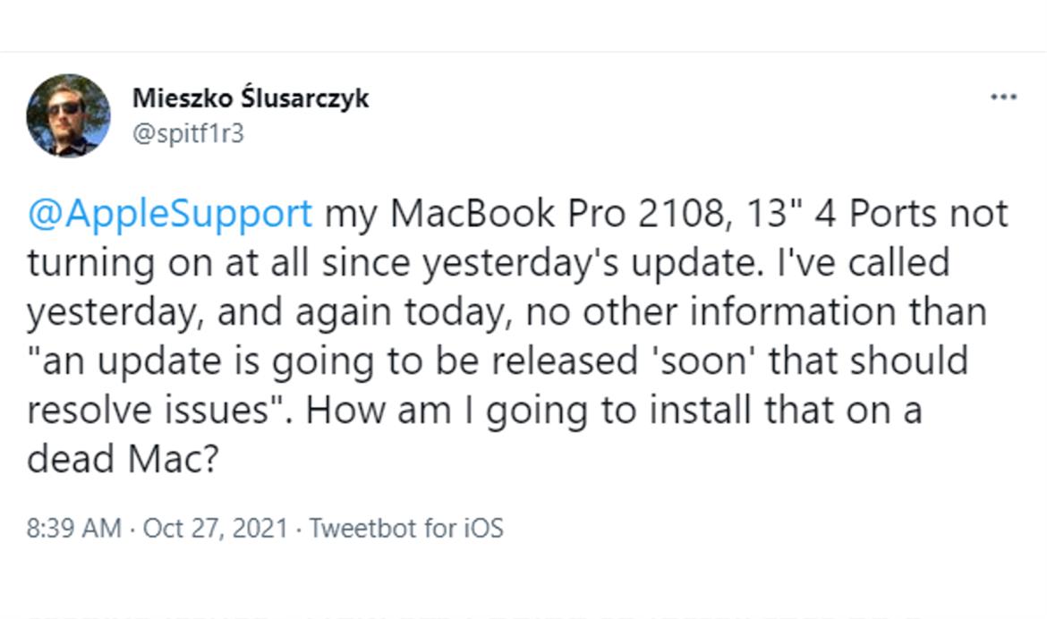 MacOS Monterey Update Bricks MacBook Pros Leaving Angry Users With Overpriced Apple Coasters