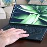 A Video Deep-Dive Look At Dell's XPS 13 (2015) Ultrabook And Yes, It's HOT